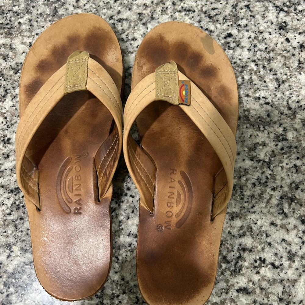 Rainbow Classic Tan Sandals